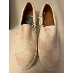 Universal threads Alvina canvas sneakers